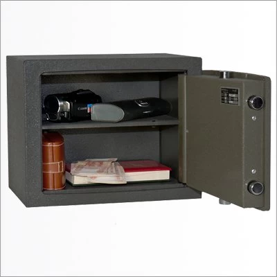 Взломостойкий сейф safetronics NTR-22M